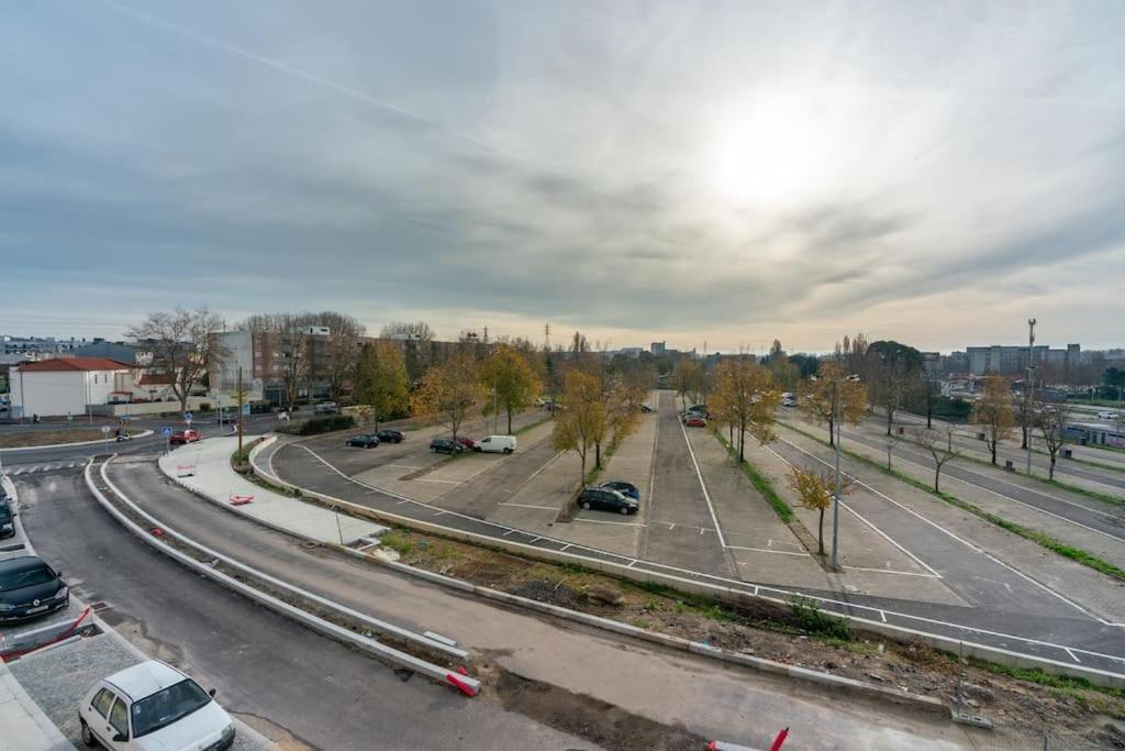 Modern Studio Near Metro Station Senhora da Hora Kültér fotó